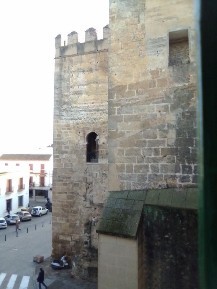 Hostal Comercio Carmona  Exterior photo